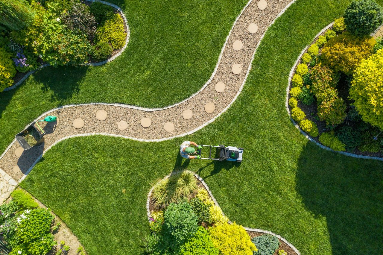 Gartenpflege